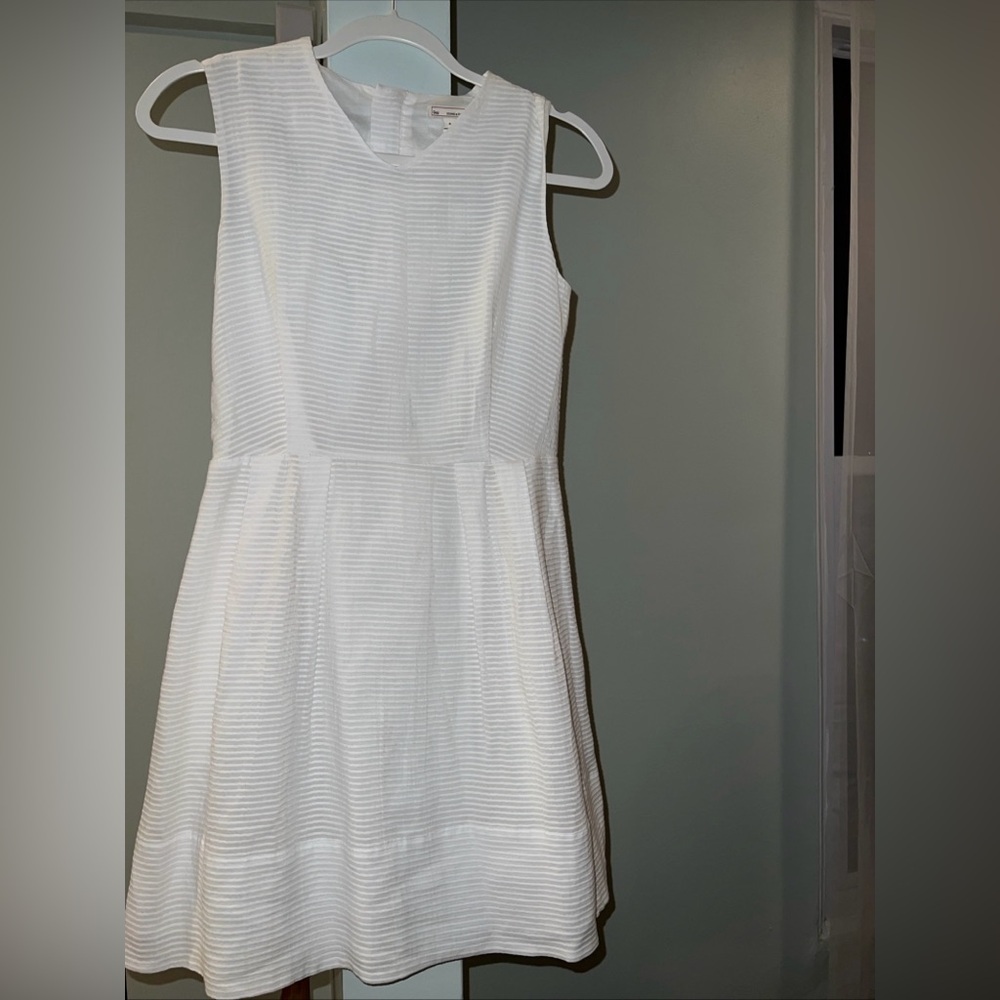 Women's Gap White Shortsleeve 100% Cotton Lined NWT dress size 0